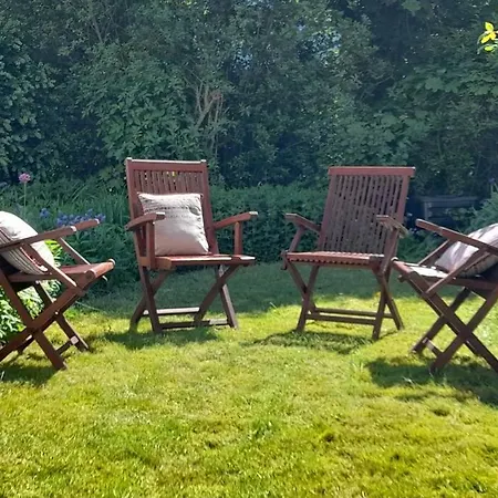 Hinter Burg, Haus Mit Garten Holiday home