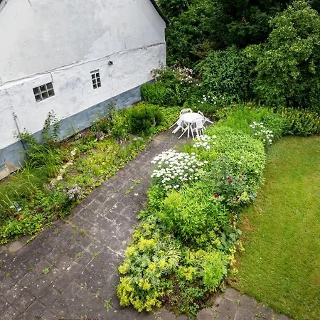 Hinter Burg, Haus Mit Garten Дом отдыха *