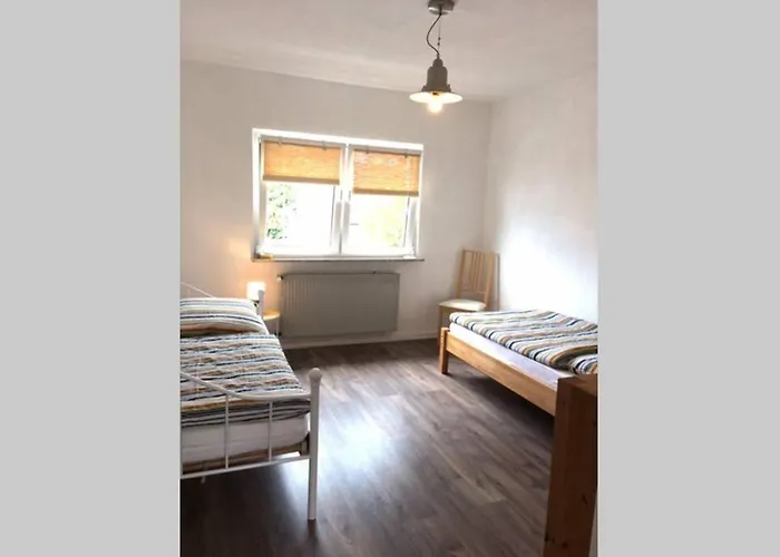 Hinter Burg, Haus Mit Garten * Mayen